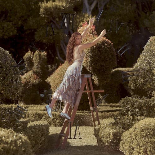 Laufey — Madwoman
