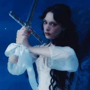 Holly Humberstone — Cruel World